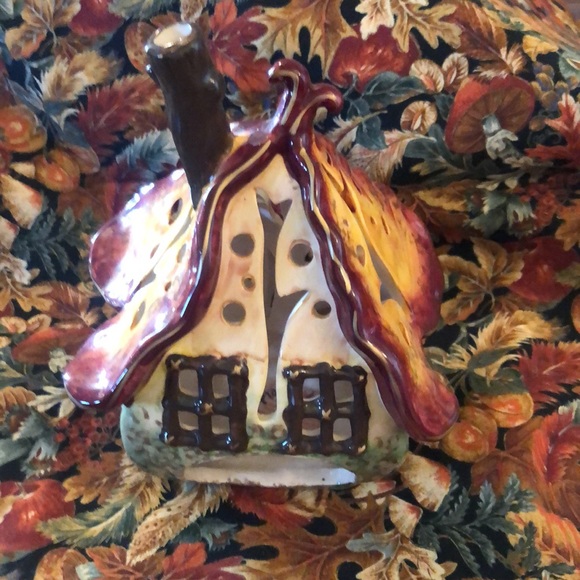 Blue Sky Clayworks Turning Leaf Thanksgiving Harvest Candle House - Picture 3 of 5
